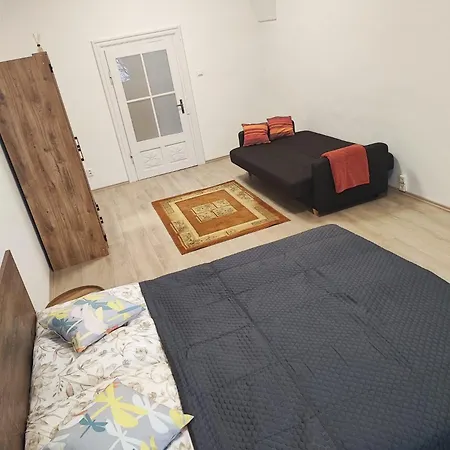 Moyzes 2 Apartment Banska Bystrica