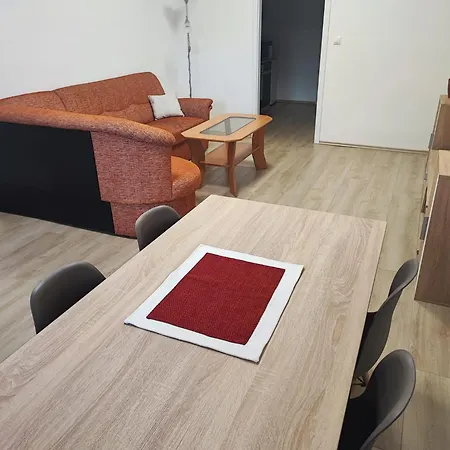 Moyzes 2 * Banska Bystrica